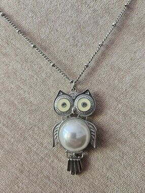 Ricki's owl pendant necklace